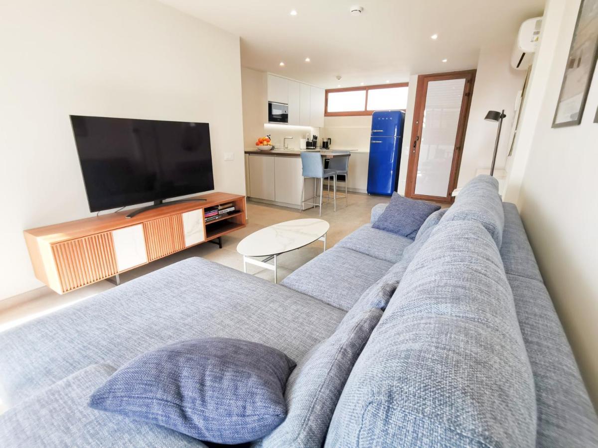 2 Bedroom Close To The In Maspalomas Casa vacanze *